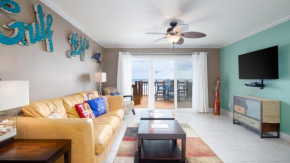 Beautiful Townhome Right On The Gulf - Get Ready To Relax!